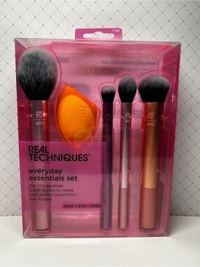 Real Techniques Everyday Essentials Set
